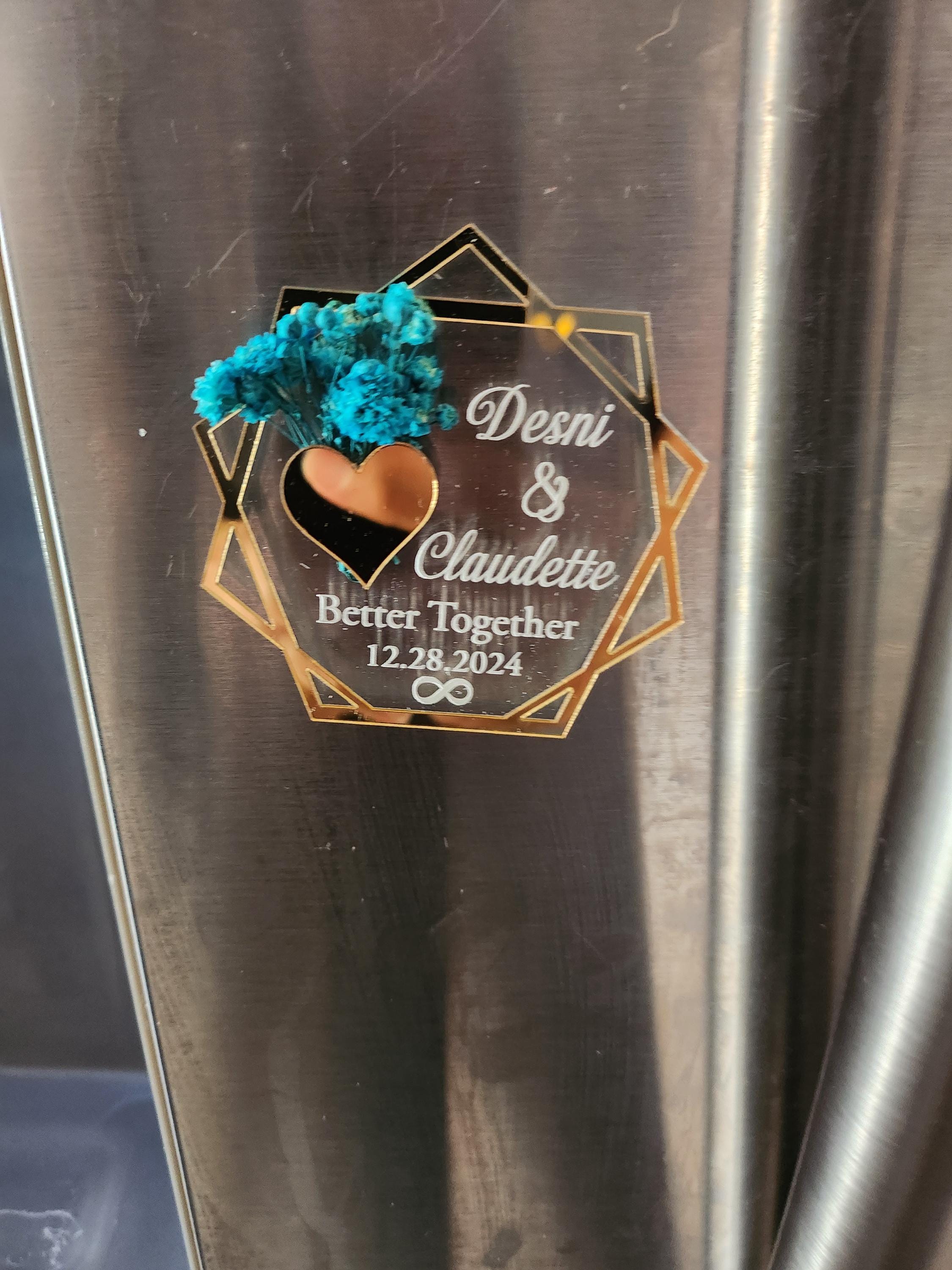 Wedding Magnet, Wedding Favors, Engagement Favors, Anniversary Favors, Plexiglass Magnet