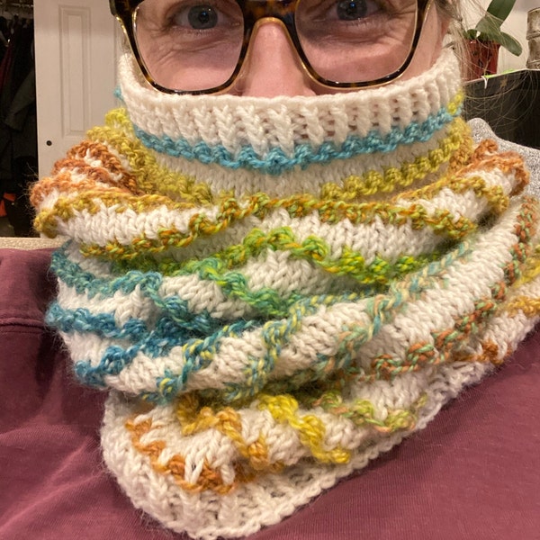 Bobble Cowl Scarf Knit Pattern, Easy Infinity Scarf Knitting Pattern ...