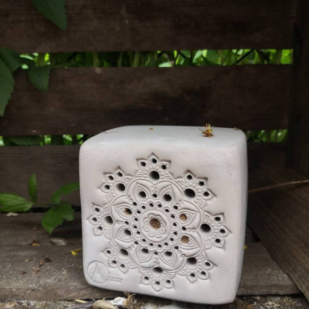 Bienenstein groß Insektenhotel Bienenhotel