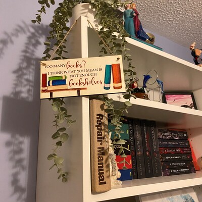 Holz-Schild 'Too Many Books' – 12,7x12,7 Cm, Rustikale Dekoration Für Bücherregal, Schreibtisch Oder Wand