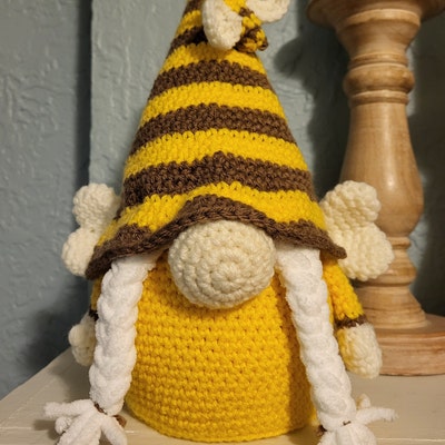 Bee Gnome Crochet Pattern Spring Garden Gnome PDF Tutorial - Etsy