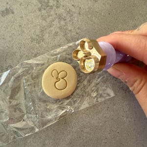 Mandi added a photo of their purchase