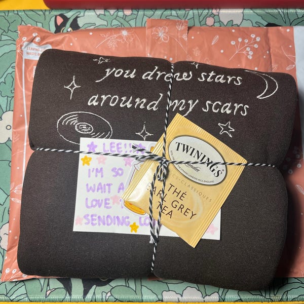 Mattheo Riddle Embroidered Sweatshirt - Gender-Neutral Adult ...