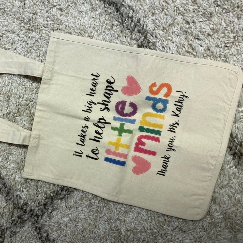 teacher tote bag - adorable teacher tote for kindergarten, first grade - teacher gift big heart to help shape little minds 22MSCL-022-BBag