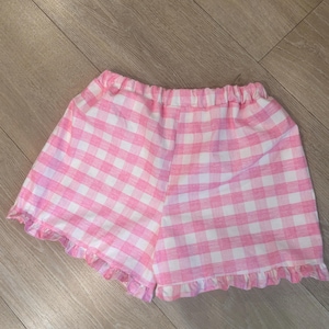 Yesenia added a photo of their purchase