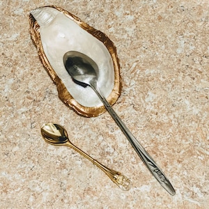 wout spoon FREE SHIPPING! Oyster shell jewelry dish or coffee spoon rest in Gold or Silver