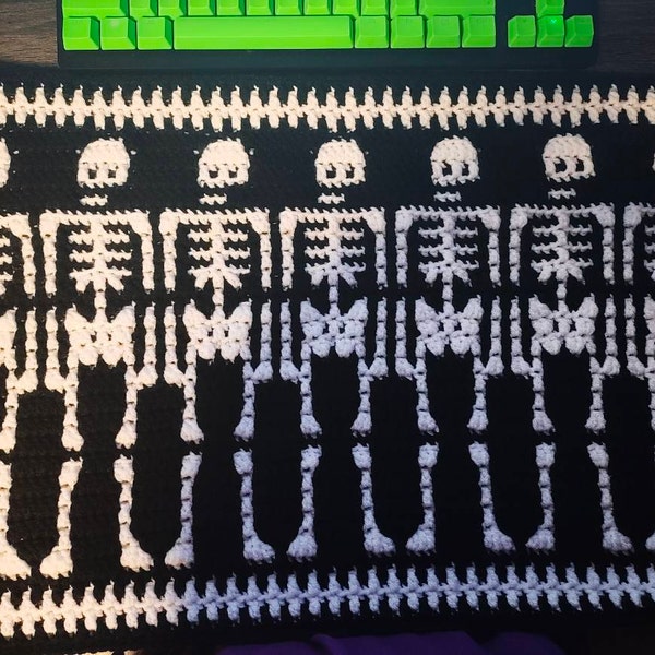 The Catacombs Pack Mosaic Crochet Skull Patterns by Sixel Design - Etsy