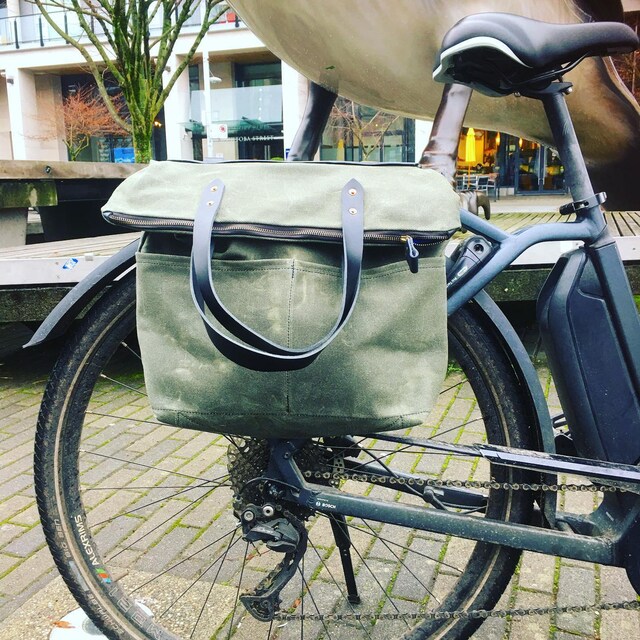 Waterproof Bicycle Pannier in Waxed Canvas With Zipper