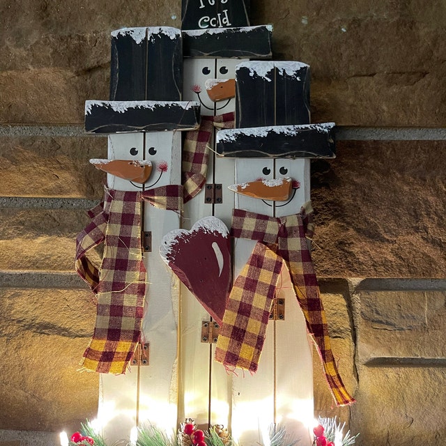 Snowman Family With Lights, Rustic Christmas Porch Decor, Wood