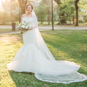 Elegant Cathedral Wedding Veil With Lace From Midway Chapel - Etsy