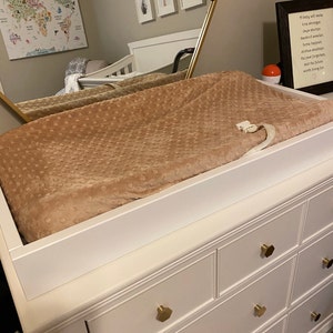 stokke care changing table discontinued