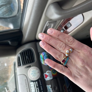 Customer photo from mrriney, Raw White Pearl Curved Crown Ring