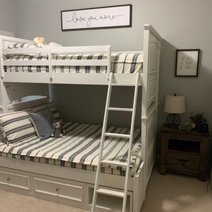 Sunnie added a photo of their purchase