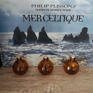 Maëlle added a photo of their purchase