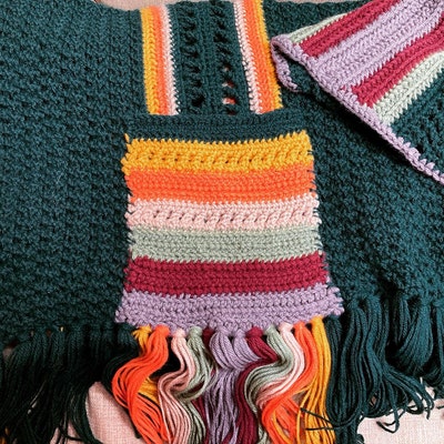 wickedly hooded pocket shawl