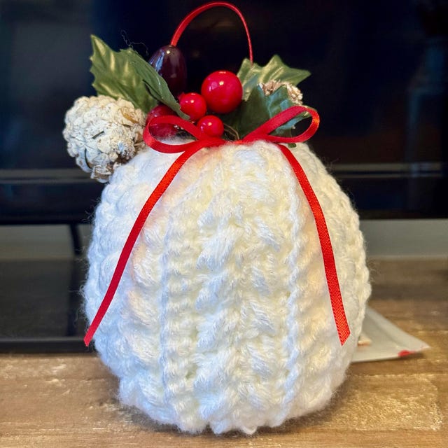 A customer's finished Snowy Wheat Stitch Ornament Crochet Pattern