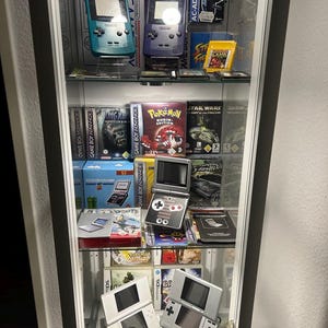 ゲームボーイアドバンスSP コンソールボックス - NES エディション