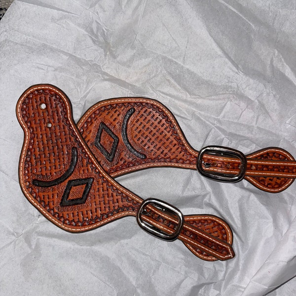 Showman™  men's size tooled leather spur straps.