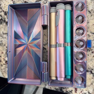 Demi added a photo of their purchase