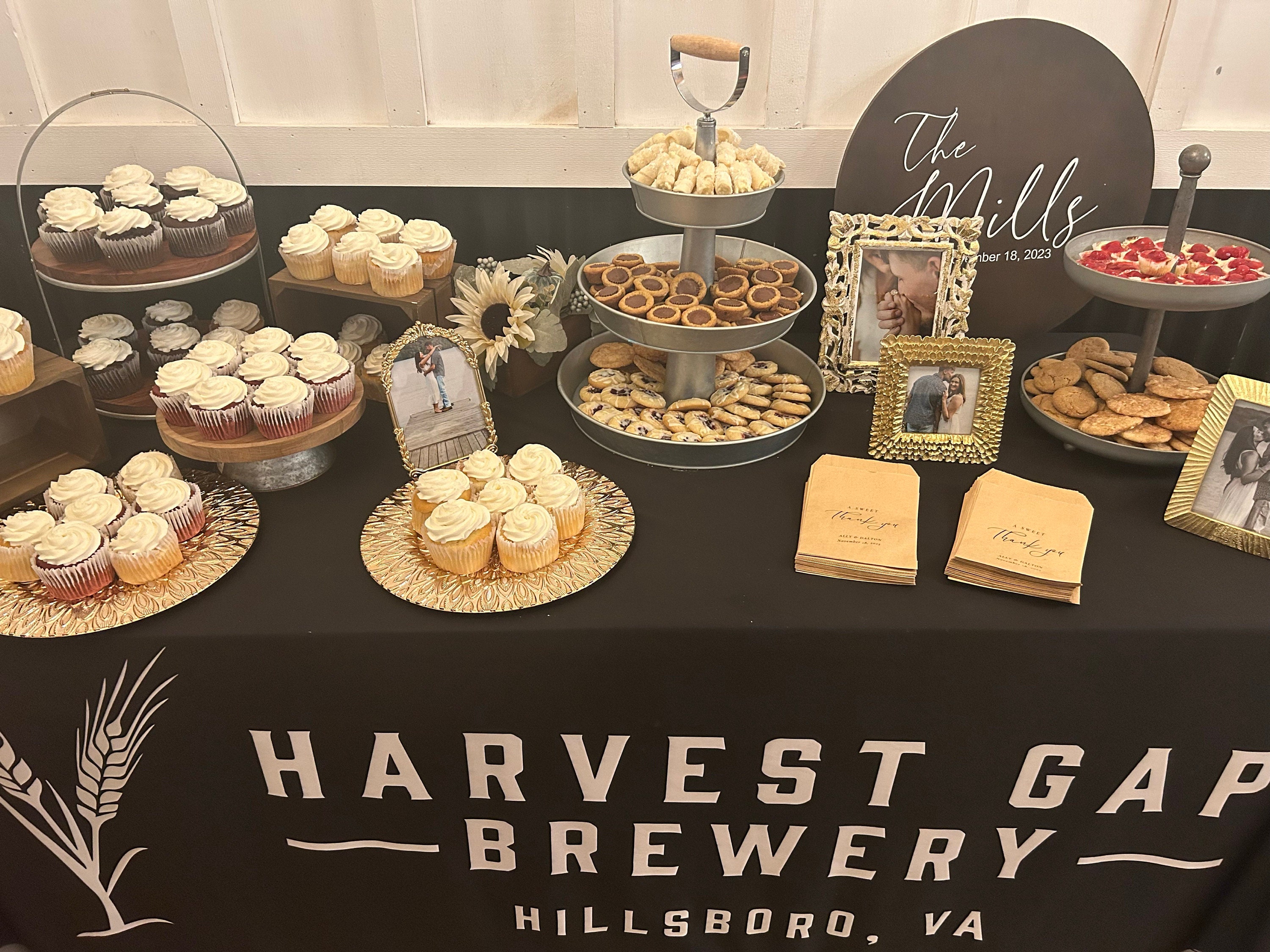 25 Eine süße Dankeschön-Geschenktüte || Hochzeitsgeschenktüte, Donuttüten, Keksgeschenktüte, Love is Sweet Bag, Brautparty-Geschenktüte