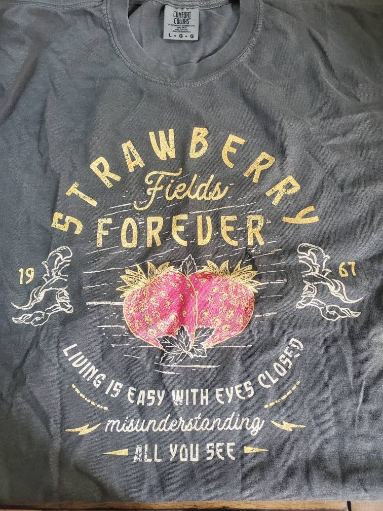 Old School Band Tee, Vintage Retro Band Tee, Beatle Strawberry Fields Rock Band Tee, Oversized Trendy Shirts, Comfort Colors® Band Shirt