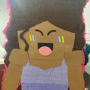 Shopzinia ROBLOX girl avatar pinata