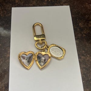Rosy added a photo of their purchase