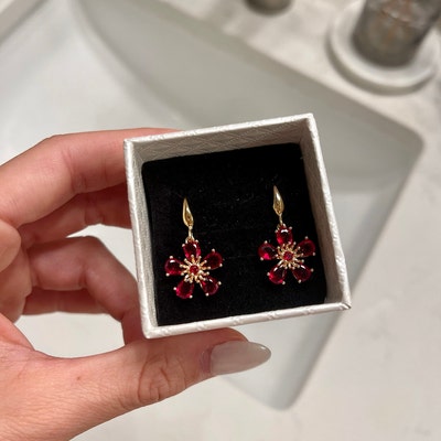 Garnet Flower Dangle Earrings in 14k Gold, Red Garnet Flower Drop ...