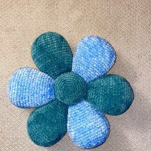 Crochet Pattern Tutorial on How to Make a Flower-shaped - Etsy