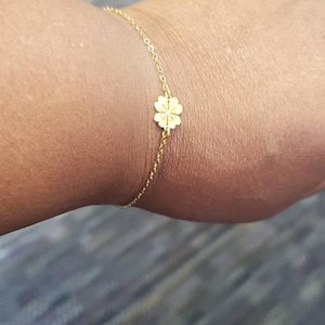Customer photo, Large Clover Bracelet