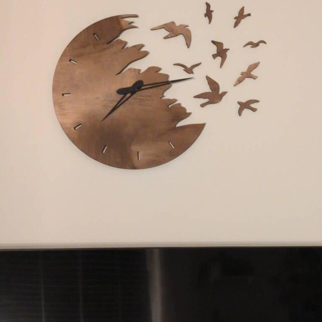 鳥の壁掛け時計、鳥が飛ぶ時計、ユニークなモダンな壁掛け時計、装飾