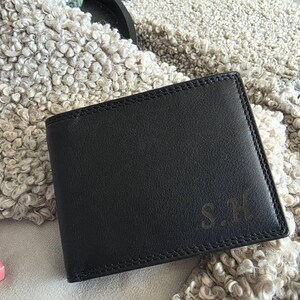 Jasmin added a photo of their purchase