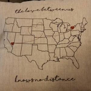 Longue Distance relation Coussin housse taies d’oreiller taie d’oreiller personnalisée cadeau de mariage de 2 États toile de jute longue Longue Distance relation Coussin housse taies d’oreiller taie d’oreiller personnalisée cadeau de mariage de 2 États toile de jute longue