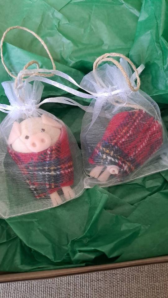 Pigs in blankets Christmas decoration, Christmas ornament, Tree decoration, Christmas decor, Christmas tree, vegan gift, pig lover