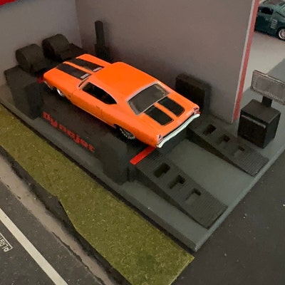 Ramp Display/diorama for Hotwheels or Matchbox 1/64 - Etsy