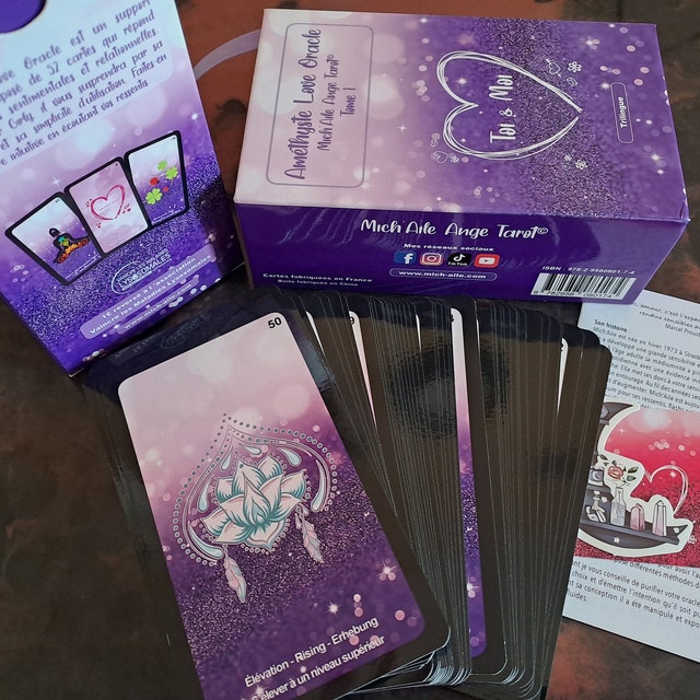 Améthyste Love Oracle jeu de base 52 cartes trilingue livré dans un pochon  en velours violet notice facile dusage -  France