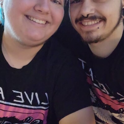 thumbnail image 2 of Screaming Possum Earrings - Fun Trash Animal Opossum Jewelry For Animal Lovers 2 of 12