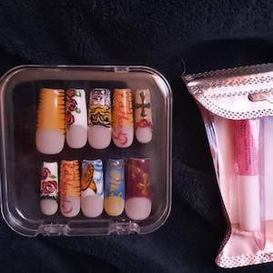 Maysae added a photo of their purchase