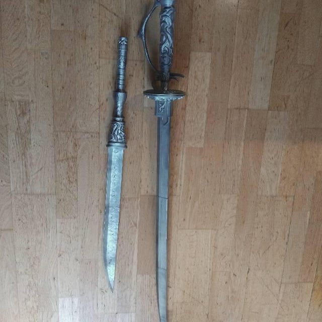 Lady Maria Rakuyo Blade From Bloodborne, Transformable Replica