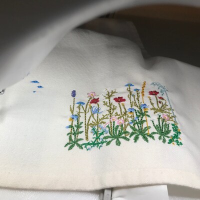 Danish Meadow Flower Herb Machine Embroidery Mask Daisy Easter Floral ...