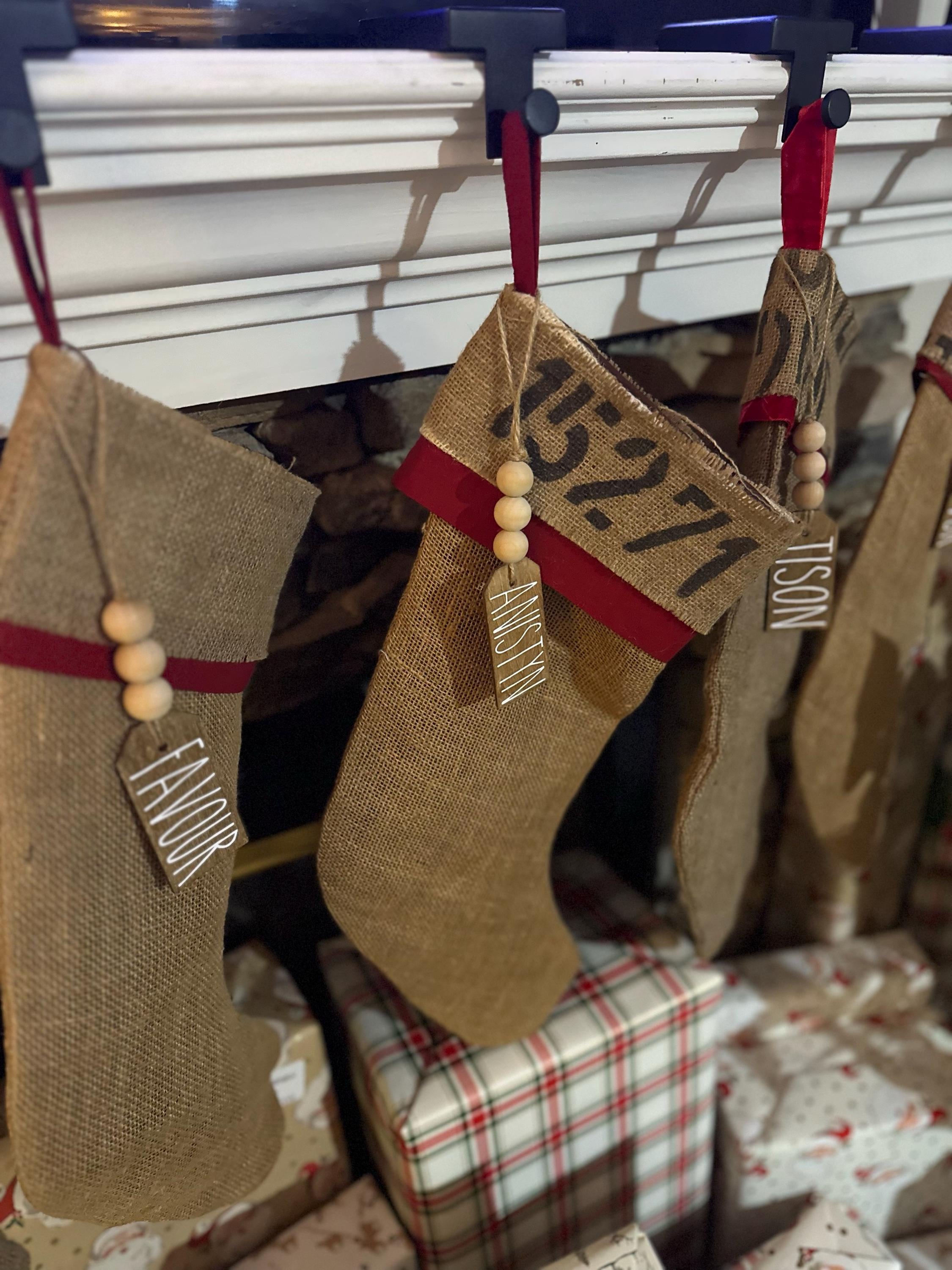 Wood stocking tags, Wooden Christmas tags, Farmhouse stocking tags, Personalized stockings tags, Custom Gift tag, Christmas Decor, Name tags