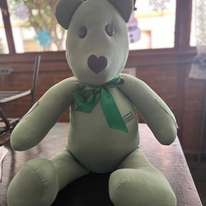 Nohemí added a photo of their purchase