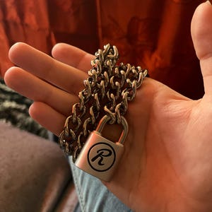 The Original Sid Vicious 'R' Padlock Chain Necklace With 2 Keys
