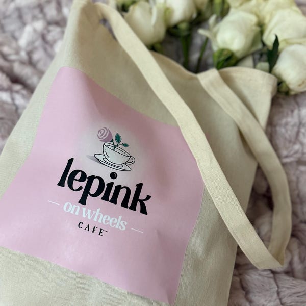 Pre-Order Hand Smocked Custom Name Birthday Pink Present Bag main image 0