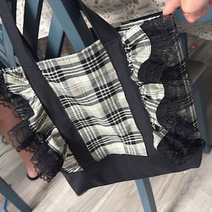 Caitlyn added a photo of their purchase