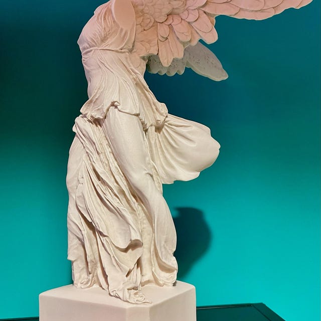 NIKE 販促用　オブジェ　激レア Winged Victory, Nike of Samothrace - Etsy 日本