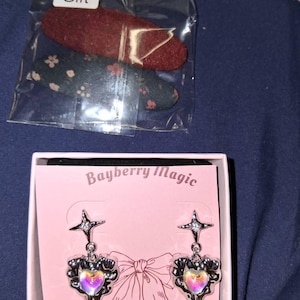 Leslie added a photo of their purchase