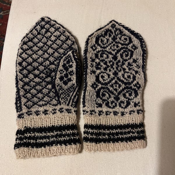 Selbu Mitten Pattern Flowers and Forests Selbu Mittens, Digital Knitting Pattern - Etsy