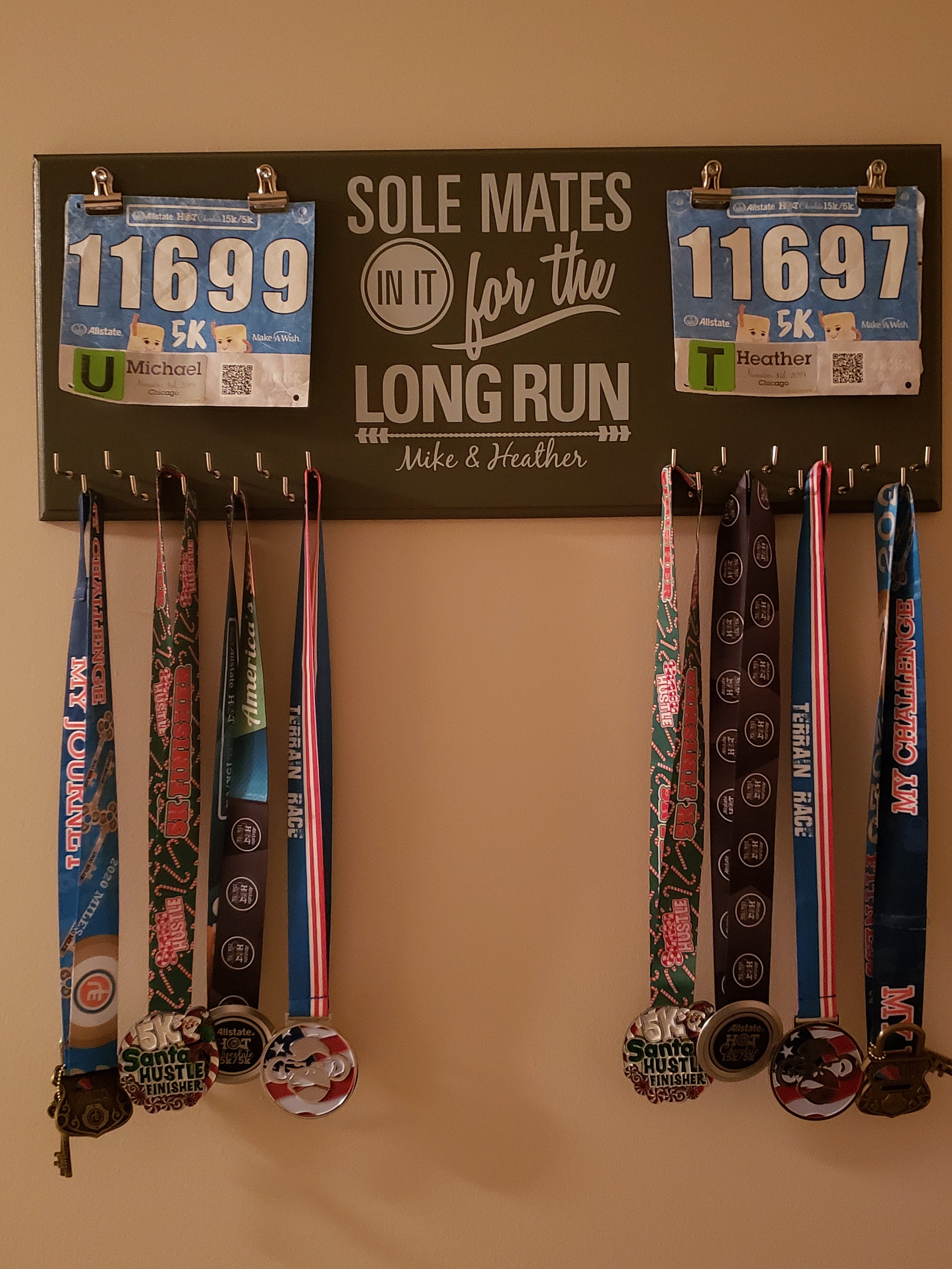 Couples Race Bib Medal Holder - Sole Mates Race MEDAL Bib Display - CUSTOMIZE Name Gift Idea Perfect Couples who Run