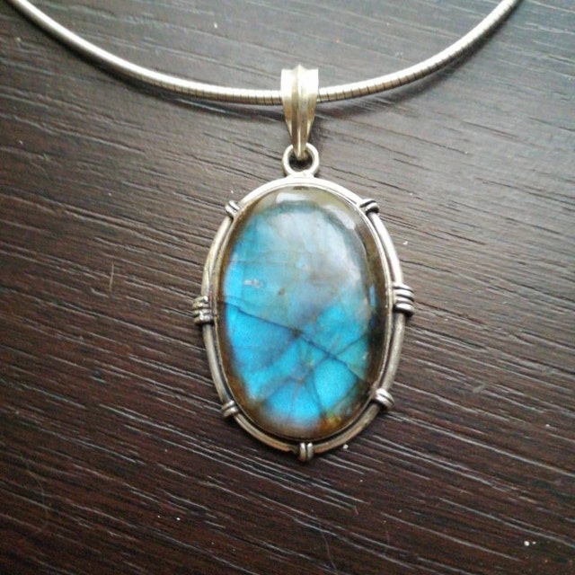 Ciondolo Artigianale In Argento 925 Con Labradorite Naturale Rossa, Fatto A Mano In India - Foto 3